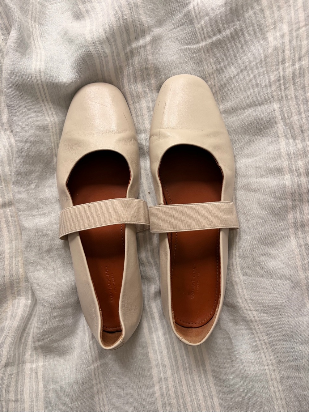 Vagabond Cream Leather Mary Jane Flats with Elastic Strap